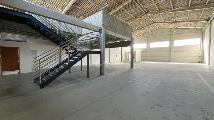 Galpão para locação na Itoupava Central em Blumenau infraestrutura completa em localização