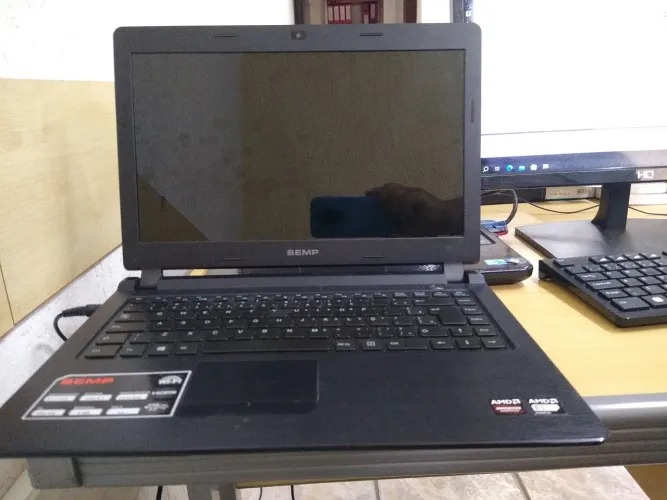 Notebook Semp Toshiba 