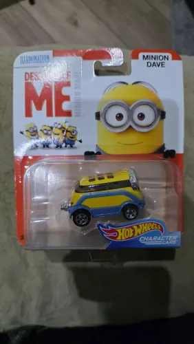 Miniatura Hotwheels Série Mínions - MINION DAVE