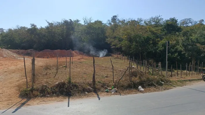 Vendo lote no bairro castanheira santa luzia