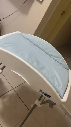 Vendo banheira infantil , com suporte desmontável e trocador acolchoado