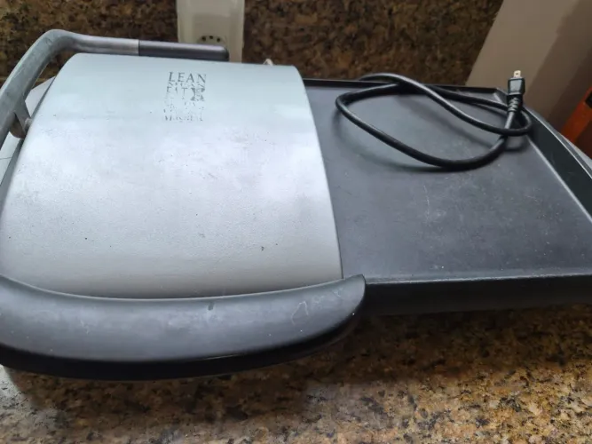 Sanduicheira e Chapa George Foreman
