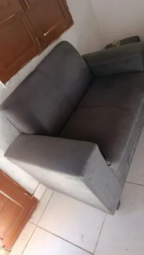 Vendo sofá dois e três lugares semi novo 