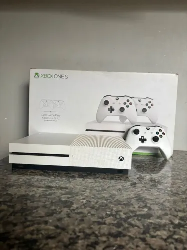 Vendo Xbox One S 