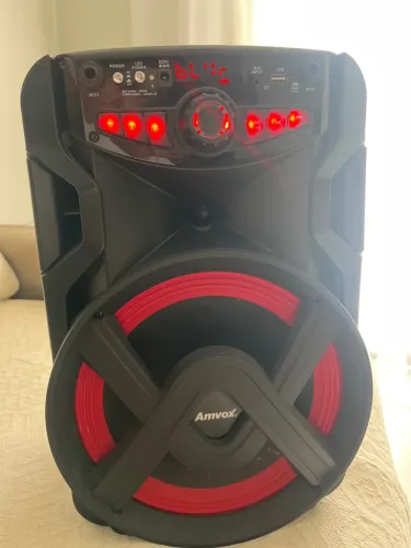 VENDO CAIXA DE SOM AMVOX