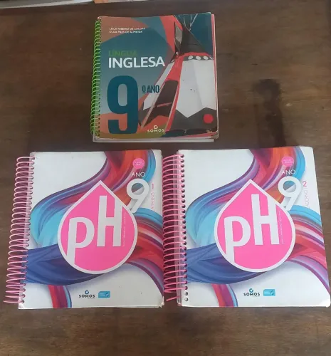 Livros Didáticos - Ph - 9º Ano - Disponíveis caderno 1 e 2 e língua inglesa