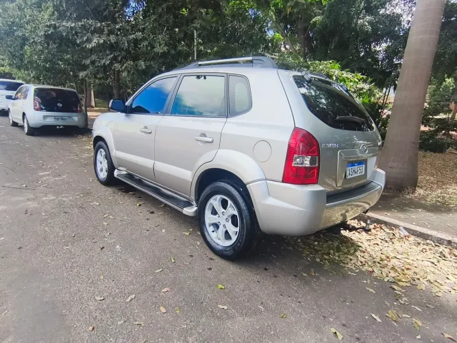 Hyundai Tucson 2.0 16V Aut. 2010