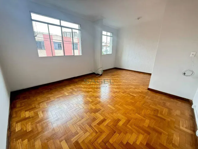 Apartamento com 3 quartos para alugar no Prado