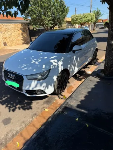 Audi A1 Sportback 1.4 TFSI 5P S-tronic 2014