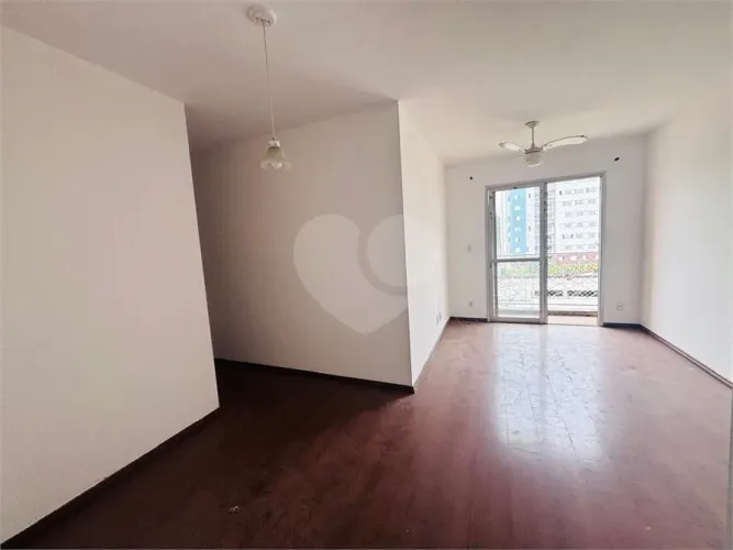 Apartamento à venda com 3 quartos sendo uma suíte no Residencial Del Platano zona leste de