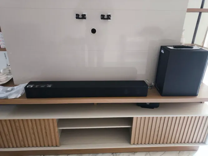 Soundbar LG SH5A 4.1 Bluetooth com Subwoofer 600W USB