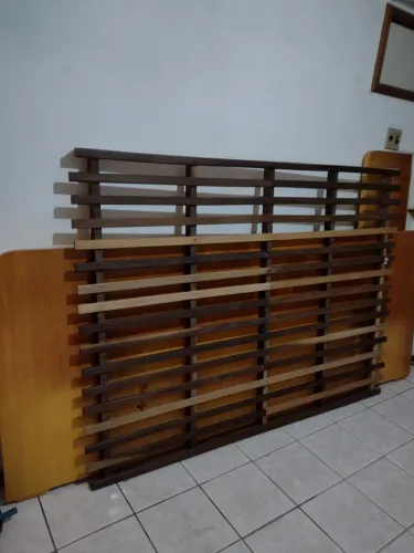 Venda de estrutura de madeira cama casal