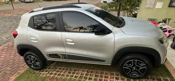 Renault Kwid Intense (elétrico) 2023
