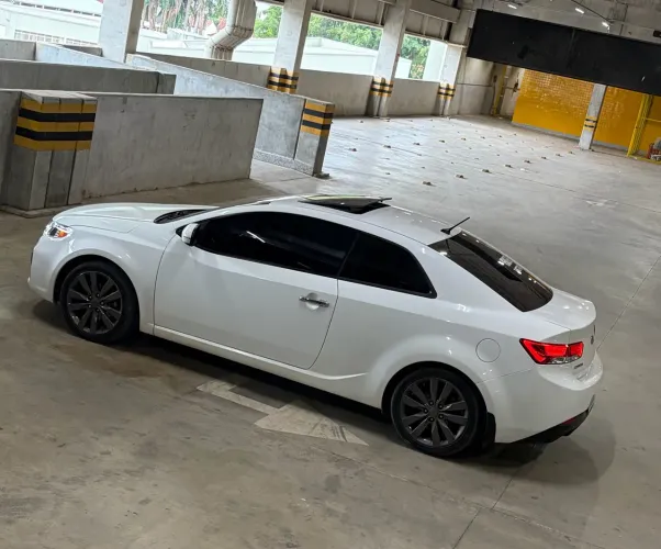 Kia Motors Cerato Koup 2.0 16V Aut. 2012