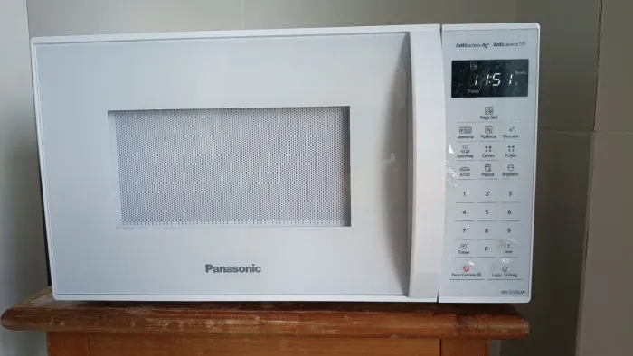 Micro-ondas Panasonic 25L