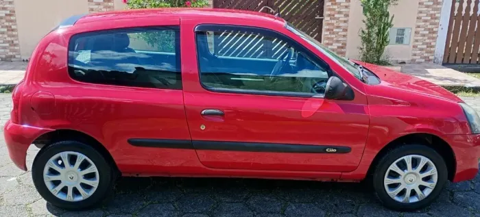 Renault Clio Hi-flex 1.0 16V 3P 2012