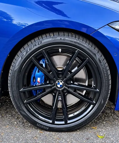BMW 320I A 2.0 TB M Sport Activeflex 16V 4P 2023