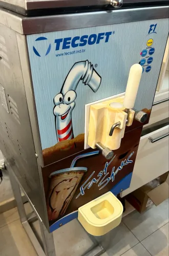 Máquina de sorvete (milkshake)