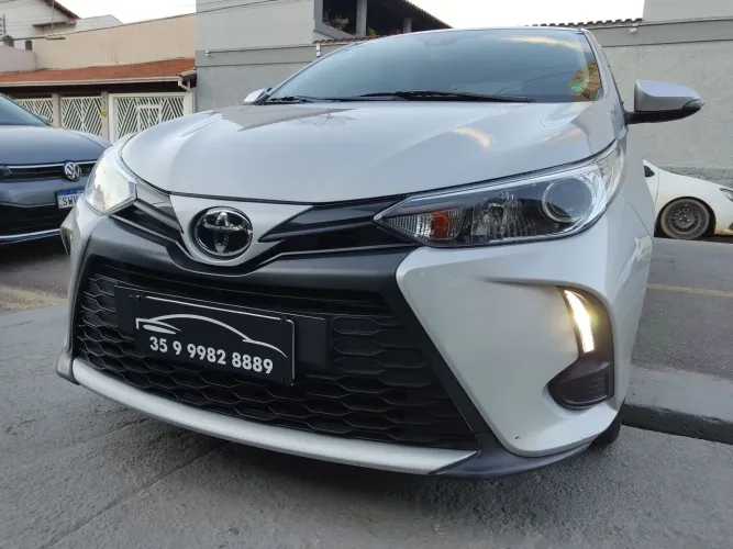 Toyota Yaris XS Sedan 1.5 Flex 16V 4P Aut. 2025