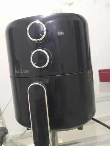 Vendo air fryer, marca multilaser
