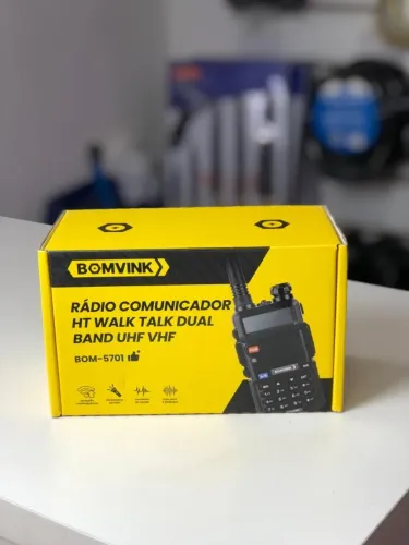 Rádio Comunicador HT Walkie Talkie Bomvink BOM-5701