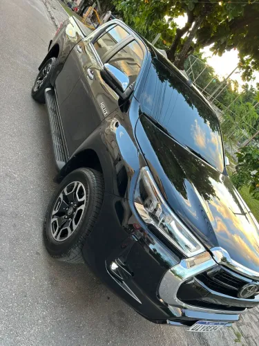 Toyota Hilux CD SRX 4X4 2.8 TDI 16V Diesel Aut. 2026