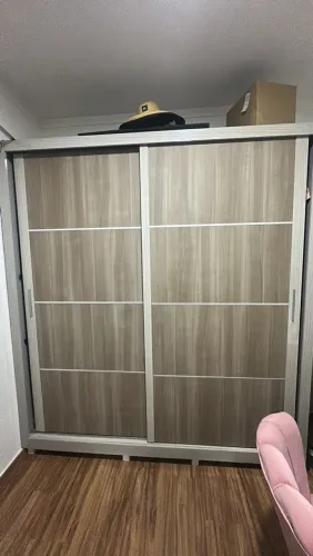 Guarda roupa