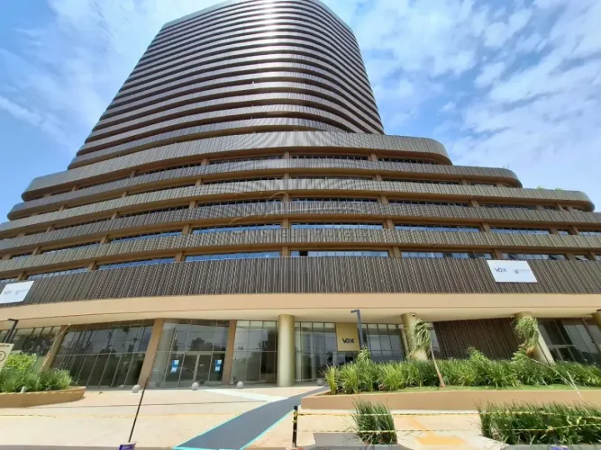 Sala comercial de 31m² com 01 lavabo para locação - Jardim Olhos D`Água