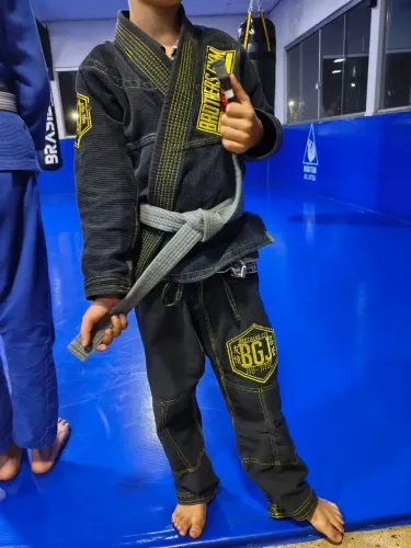 Kimono Jiu Jitsu Infantil Preto M1 Impecável Novíssimo 