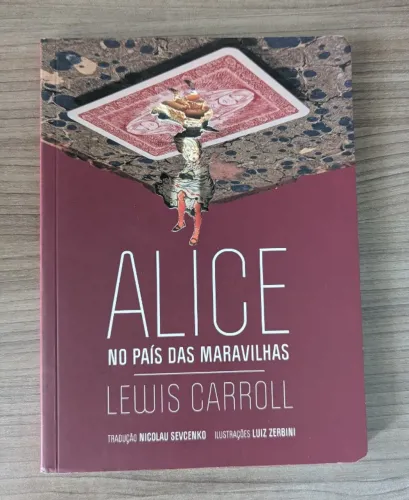 Alice no País das Maravilhas (Editora Cosac & Naify)
