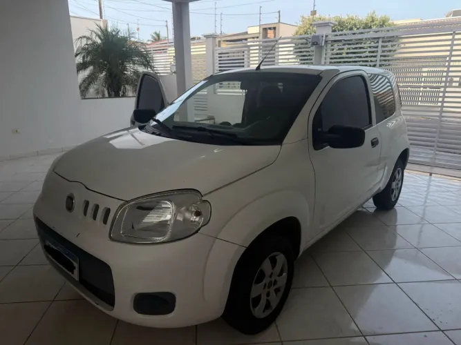 Fiat Uno Vivace 1.0 EVO Fire Flex 8V 3P 2015