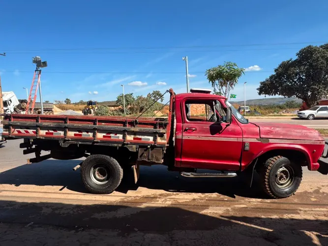 Caminhonete D10