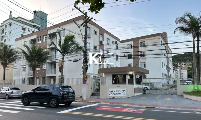 Apartamento 02 dormitórios para locação em Coqueiros, Florianópolis SC
