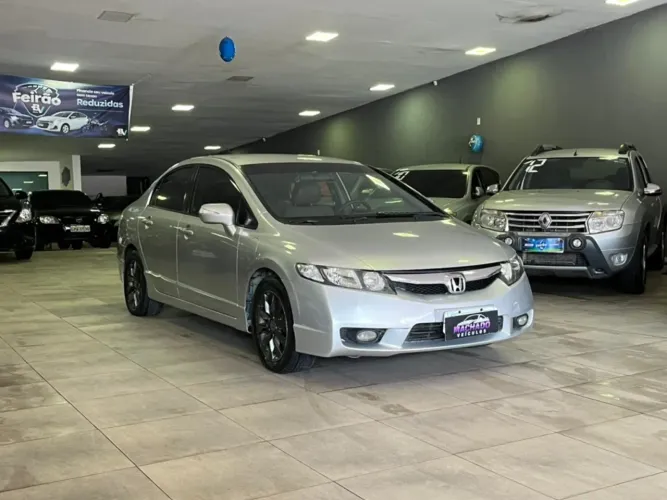 Honda Civic Sedan LXL 1.7 16V 130cv MEC 4P 2011