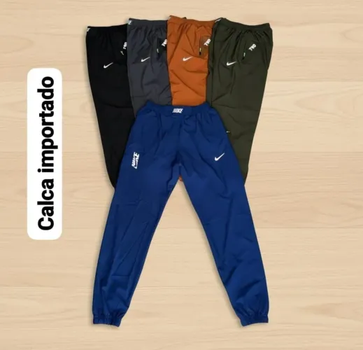 Calça Importada Impermeável Nike nova