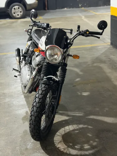 Interceptor 650 edição limitada