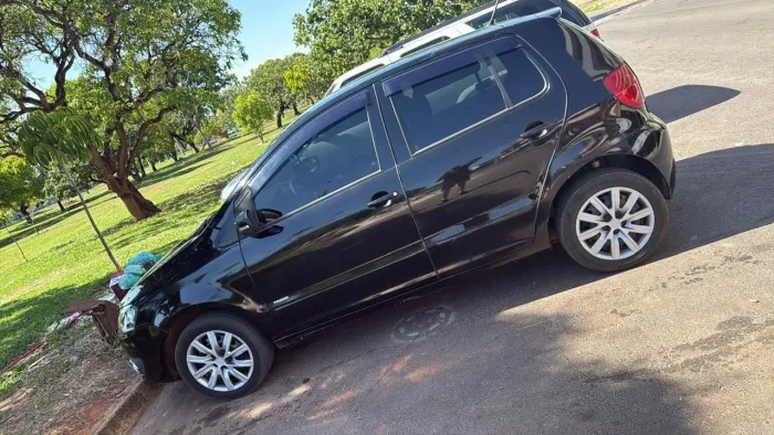 Volkswagen Fox 1.6 MI Total Flex 8V 5P 2011