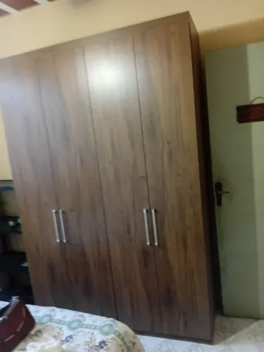 Armario 4 portas seminova novo