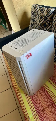 GABINETE COM VIDRO TEMPERADO