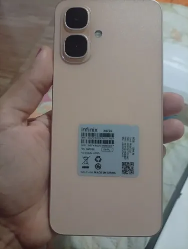 Celular infinix 400