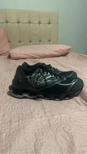 Mizuno Wave Prophecy 8