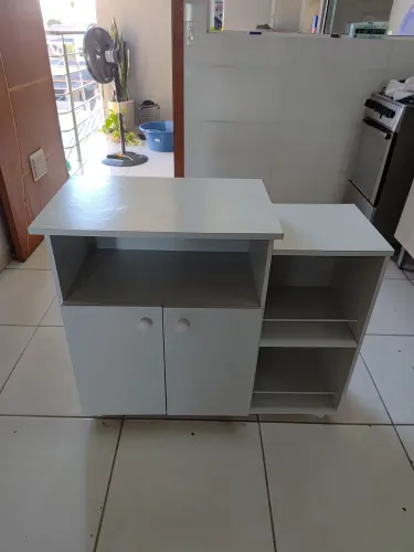 Armário multiuso