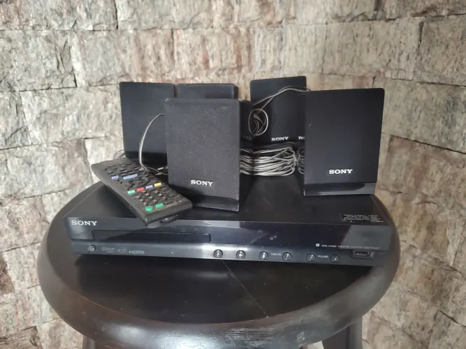 Vende-se home thiteer