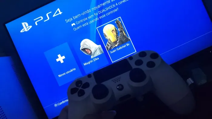 PS4 slim + controle original 