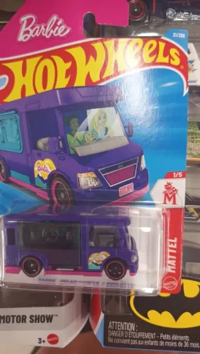 Carrinho da barbie hot wheels 