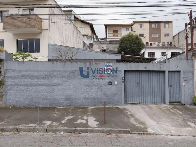 Casa Terrea para alugar | 2 Quartos - vaga para 4 carros - Quintal grande ! - Jd