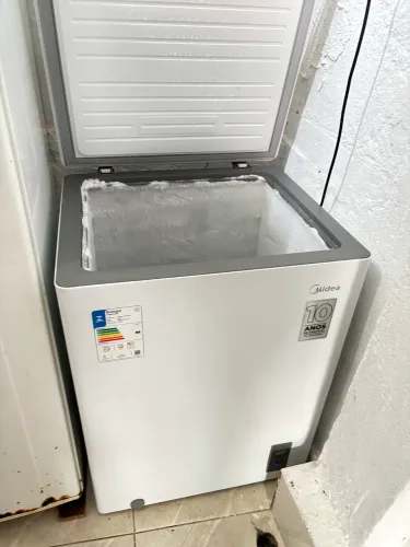 Vendo freezer vertical novo