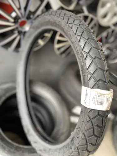Pneu Maggion Viper 90/90r21 Dianteiro 
