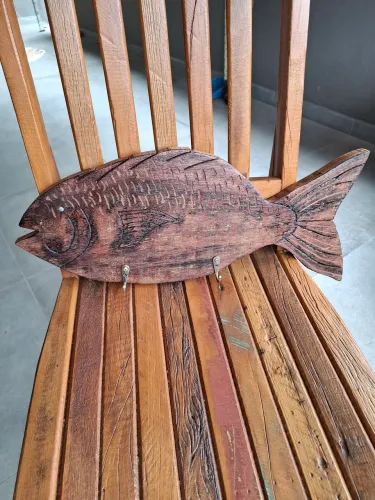 Cabideiro de Peixe de Madeira Organizador 
