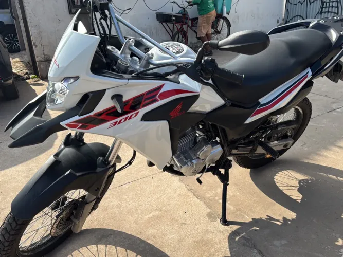 HONDA XRE 300 ABS